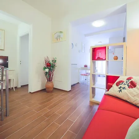 Apartament Vivi *